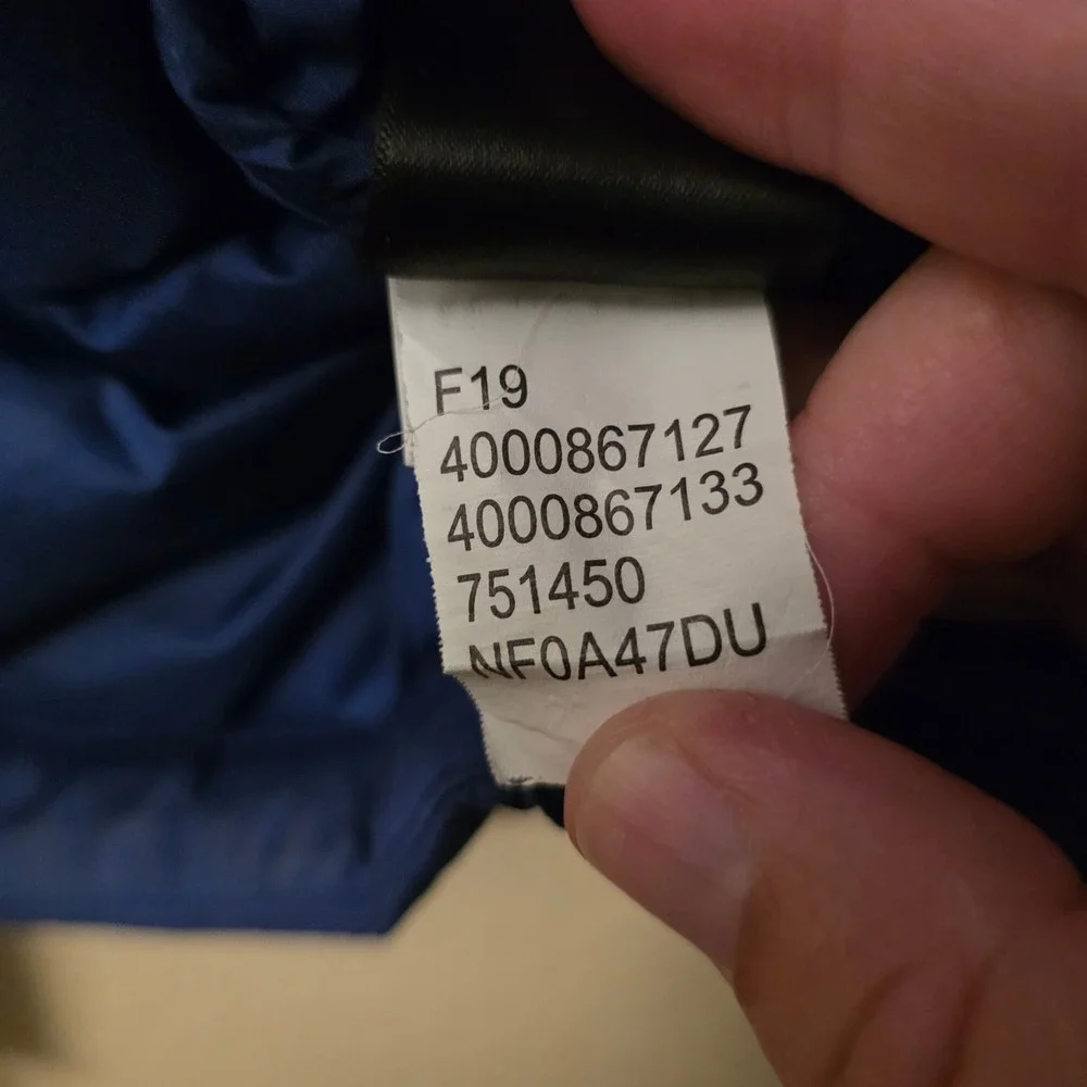 The North Face Mens Aconcagua 2 Blue 550 Down Puffer Jacket NF0A47DU Size M